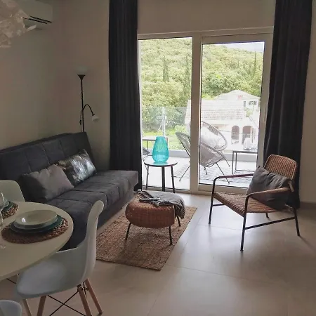 By The Sea Zrnovska Banja, Korcula - 17457 アパート Žrnovo