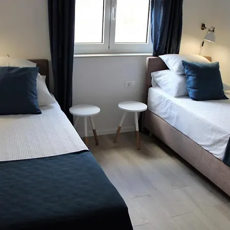 By The Sea Zrnovska Banja, Korcula - 17457 *