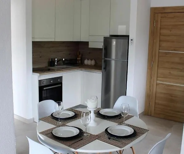 By The Sea Zrnovska Banja, Korcula - 17457 شقة *