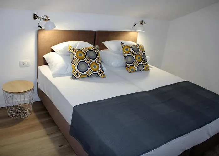 By The Sea Zrnovska Banja, Korcula - 17457 Zrnovo